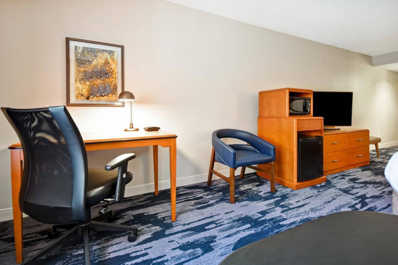Fairfield Inn & Suites By Marriott Atlanta Kennesaw Ngoại thất bức ảnh